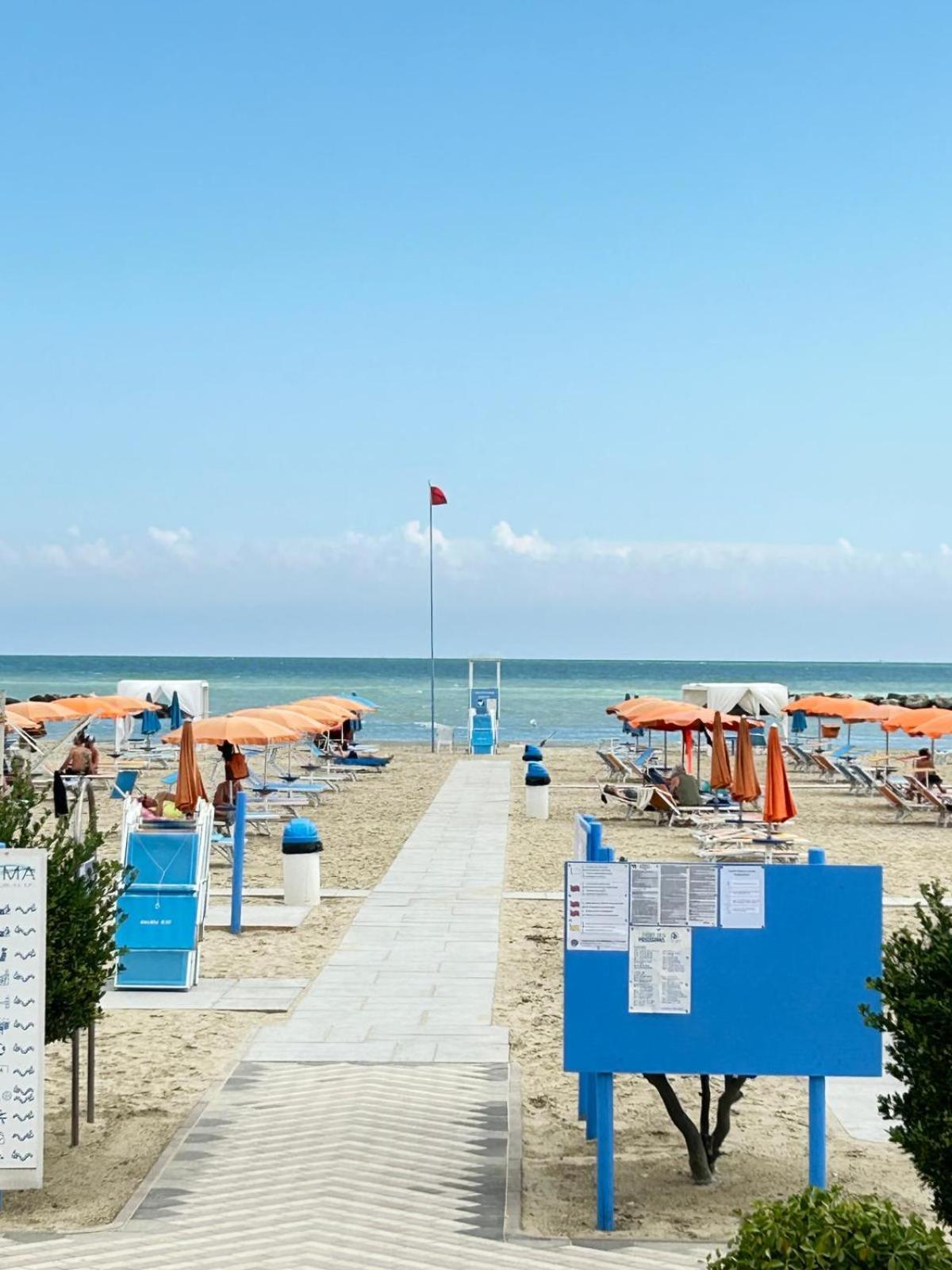 Hotel Sacramora Rimini Exterior photo